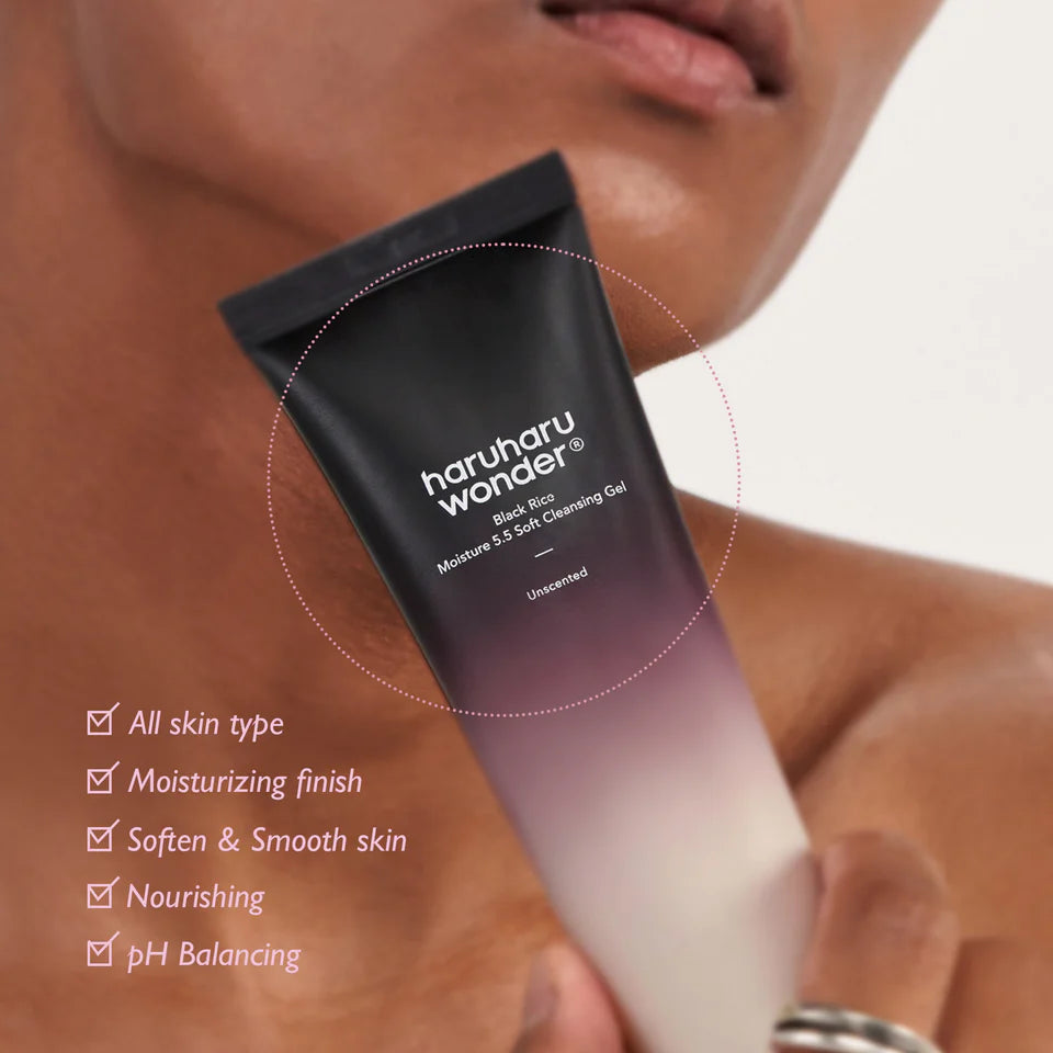 Black Rice Moisture 5.5 Soft Cleansing Gel